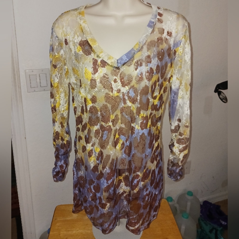 Leopard Print V-Neck Blouse